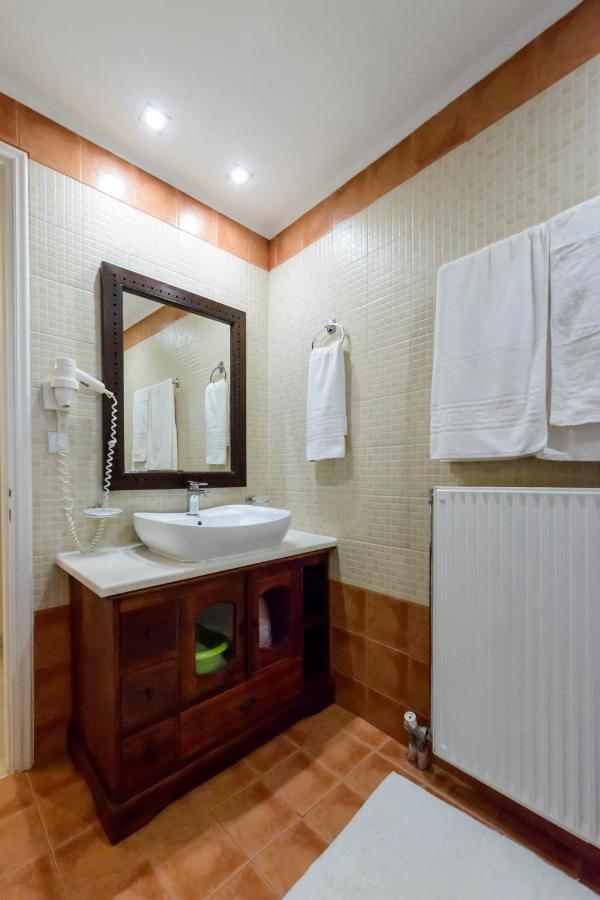 Villa Maxim With Private Pool & Tennis Court Halikounas Екстер'єр фото