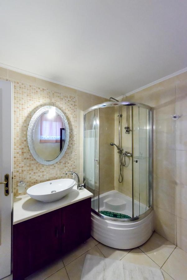 Villa Maxim With Private Pool & Tennis Court Halikounas Екстер'єр фото