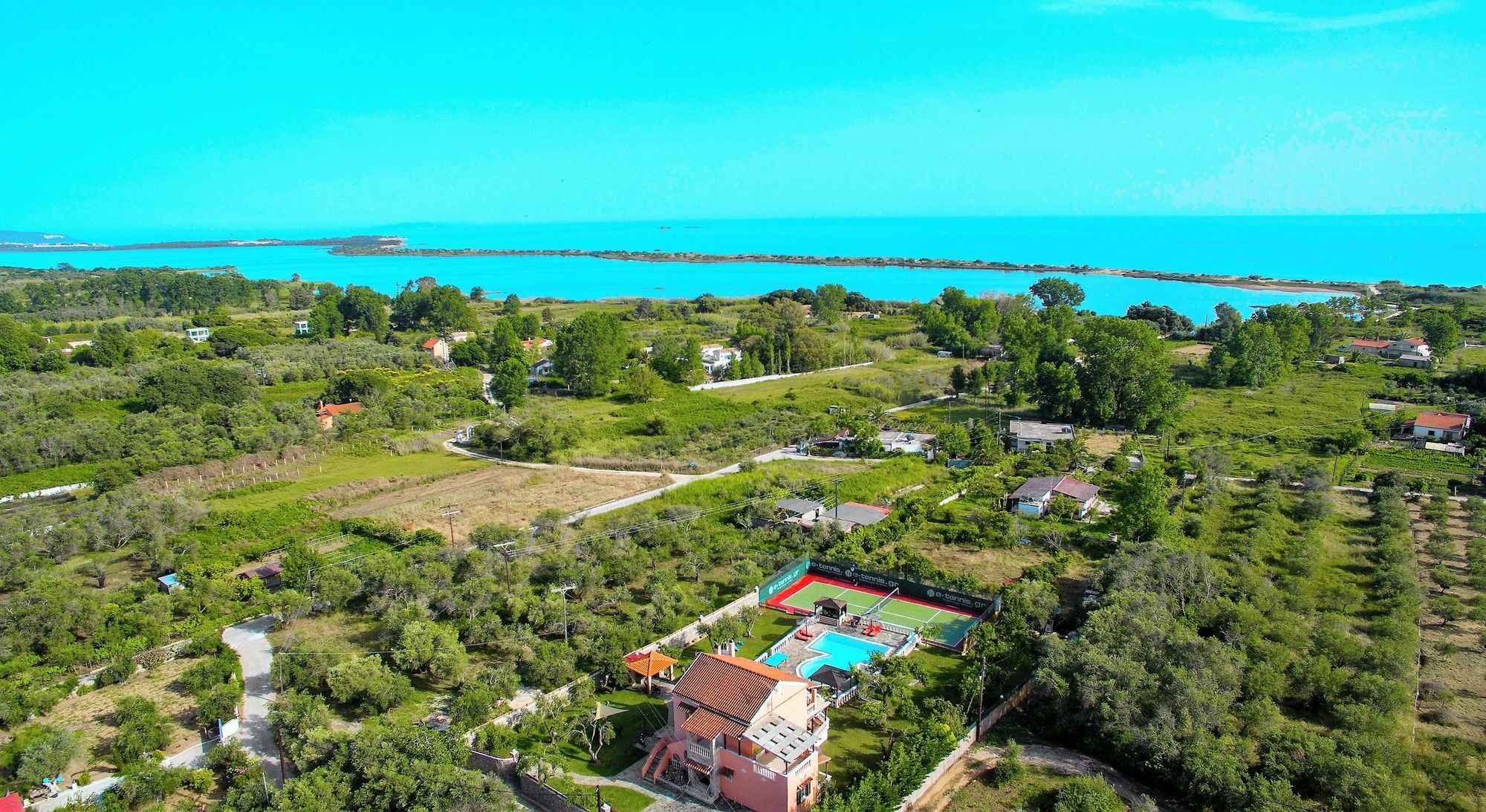 Villa Maxim With Private Pool & Tennis Court Halikounas Екстер'єр фото